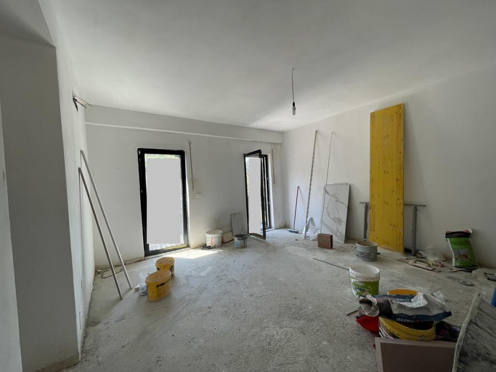SHITET Apartament 1+1+verandë në Rezidencën "Kodra e Diellit"