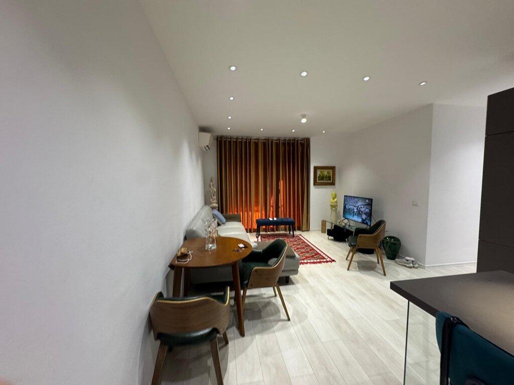 Appartamento 2+1+2 in Affitto – Residenza Zircon, vicino a QSUT