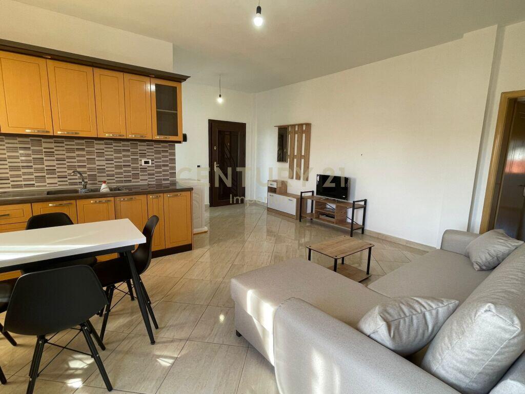 Appartamento 2+1 in affitto – Siri Kodra, Tirana