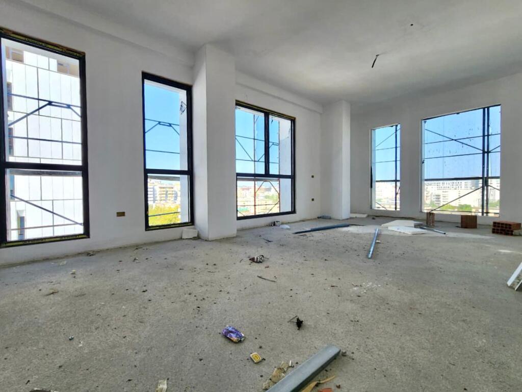 FOR SALE: ULTRA 🏘 Apartment 2+1+2wc &amp; 1 Balcony (📍Square21 Complex) 💫 - 21 Dhjetori, 112.3 m² Price 311K.