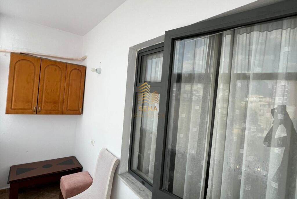 Affitto, Appartamento, 3+1+blk, Via Dibres, 650 Euro/Mese
