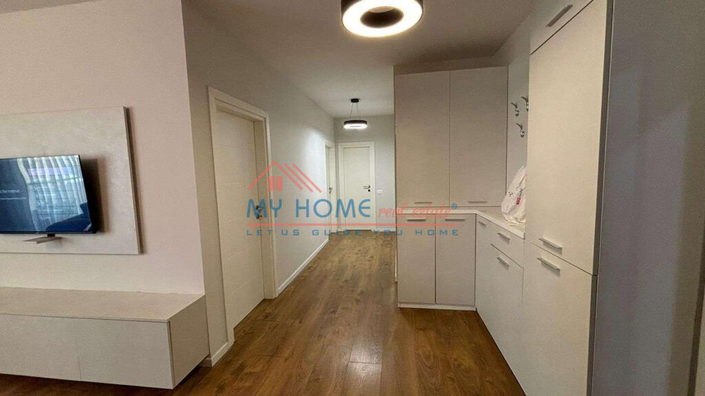 Appartamento 2+1 in affitto in Via 5 Maji Tirana