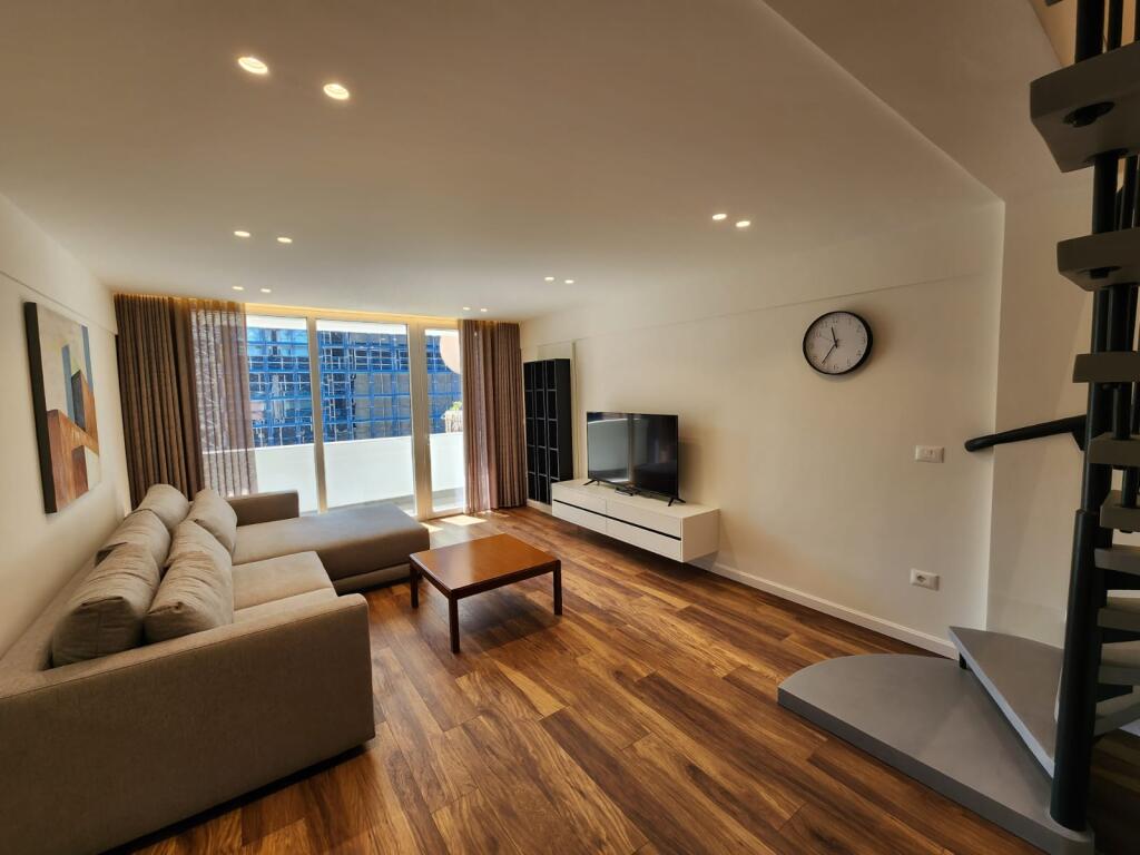 Appartamento duplex 2+1+2 in affitto in centro