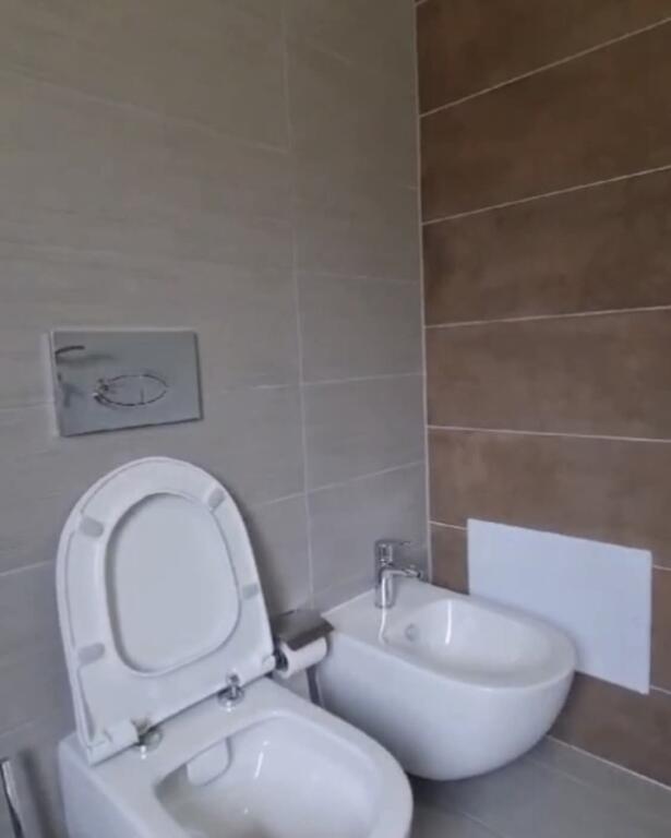 Fresk Jepet Apartament 1+1 Me Qera