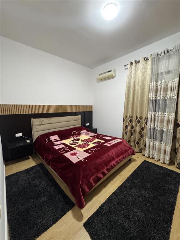 Entrance 2+1+parking available at the priest's hill near uet