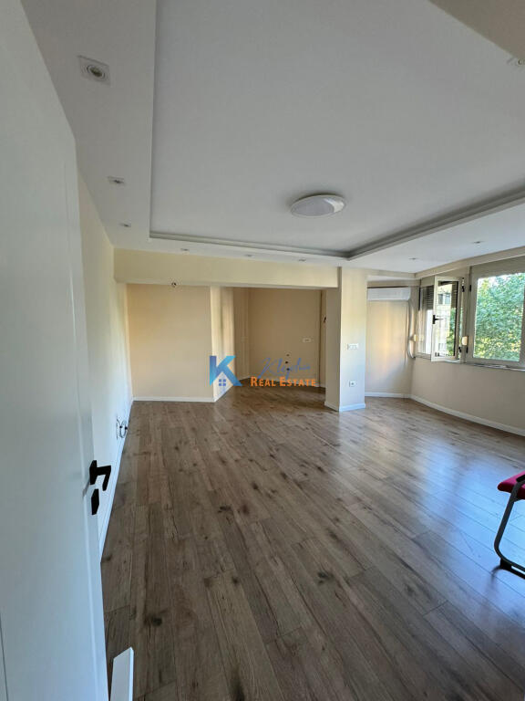 Office space for rent at 9 Floors, in the Center