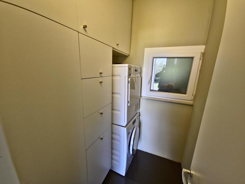 Villa for rent in Long Hill Residence!
