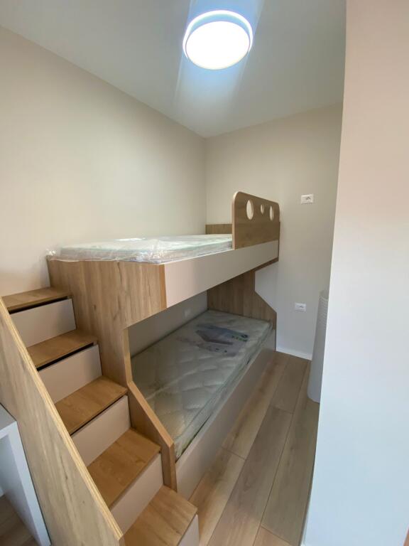 Shitet Apartament