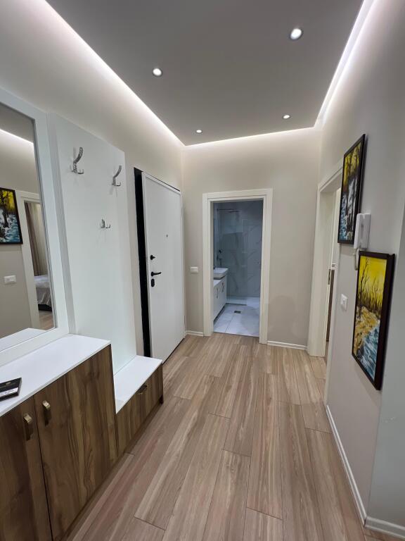 ‼️Jepet me qera Apartament 1+1 ne zonen e Liqenit te Thate ‼️