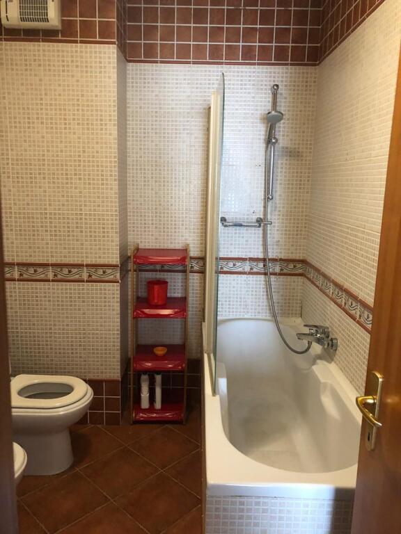 Jepet me Qira Apartament 2+1 – Zona RTSH, Tiranë