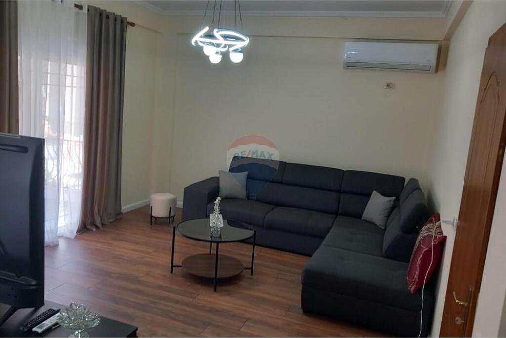 APARTAMENT 2+1 PER QIRA TE KODRA E PRIFTIT