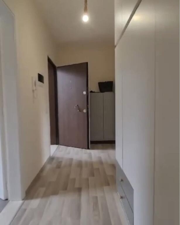 Fresk Jepet Apartament 1+1 Me Qera