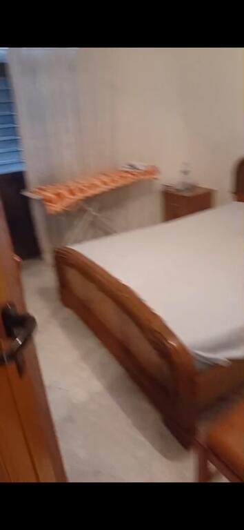 Apartment me qera