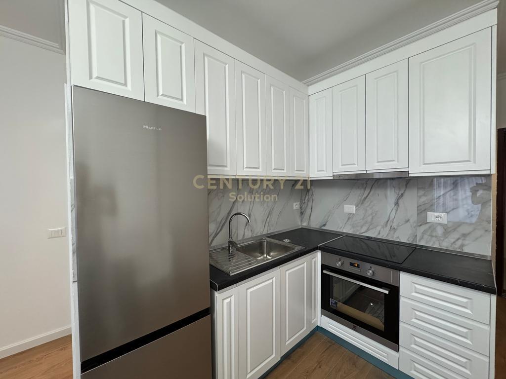 JAPIM ME QIRA APARTAMENT 1+1 NE RRUGEN NDRE MJEDA