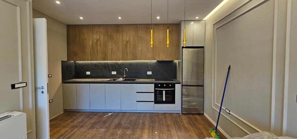 APARTAMENT 2+1+2 ME QIRA KODRA E DIELLIT