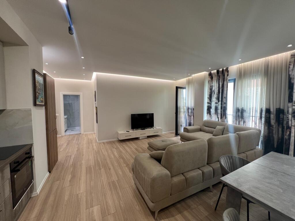 ‼️Jepet me qera Apartament 1+1 ne zonen e Liqenit te Thate ‼️