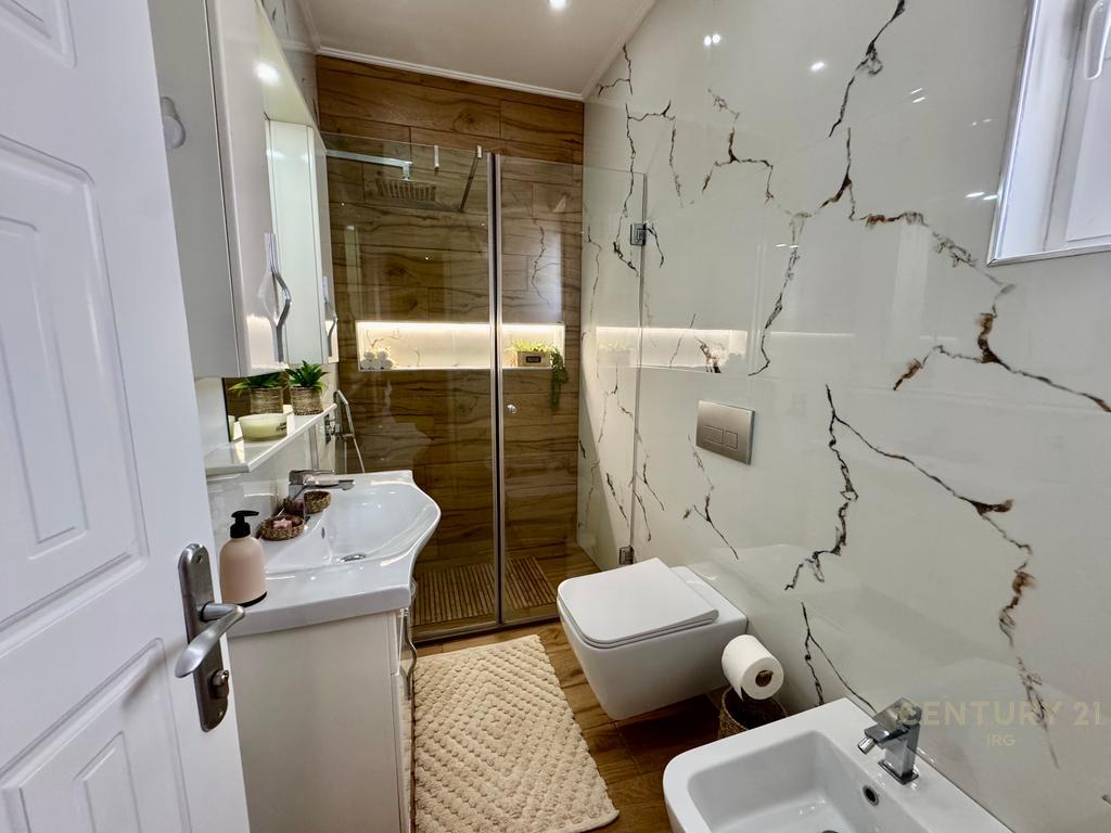 2+1 Apartment with parking – fully furnished Embassy Block