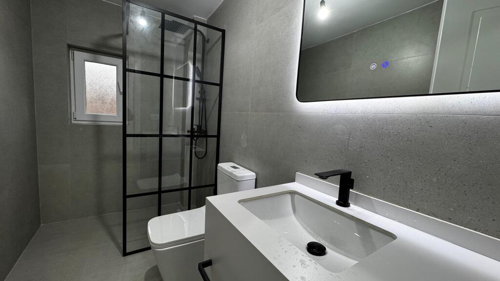 Apartament 2+1 per qira tek Mine Peza!