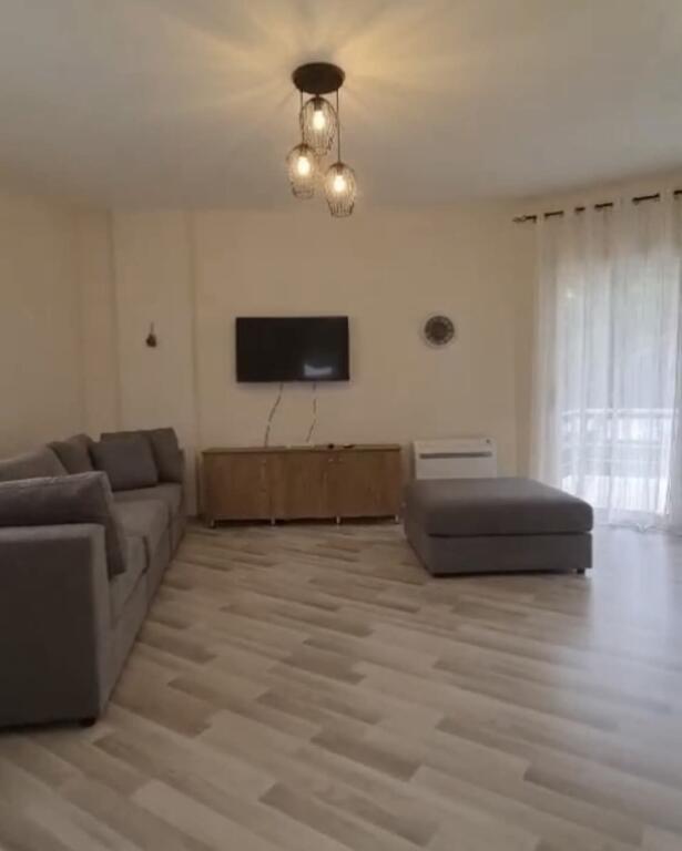 Fresk Jepet Apartament 1+1 Me Qera