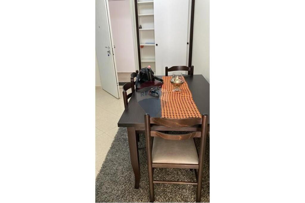 APARTAMENT 2+1 PER QIRA TE MANGALEMI