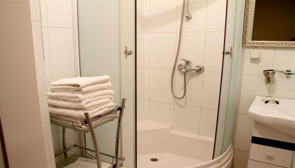 Apartament Me Qera 1+1 Ne Fresk (ID B2101243) Tirane