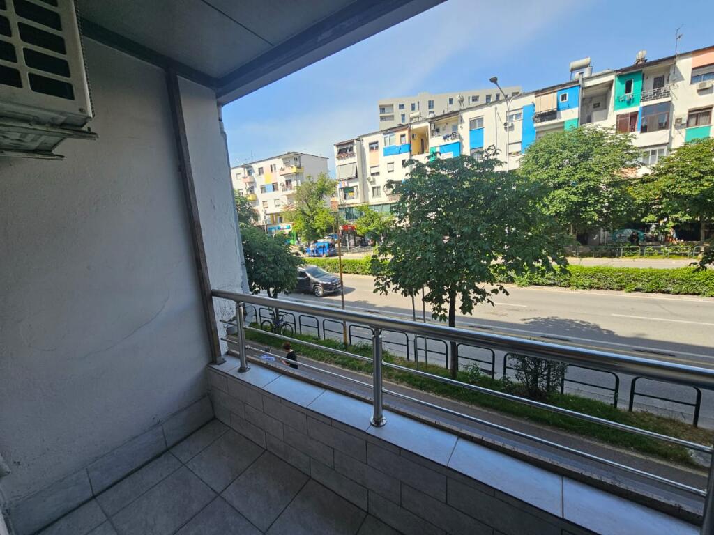 office space for rent – Myslym Shyri Apartment 2+1 | 75 m² | 2nd floor View from the main street!