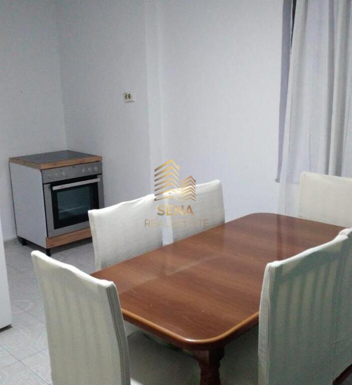 Qira, Apartament 1+1, Vasil Shanto, 500 Euro/Muaj