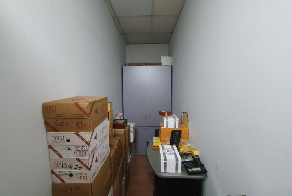 Office for Sale in Center (ID BZ116) Tirana