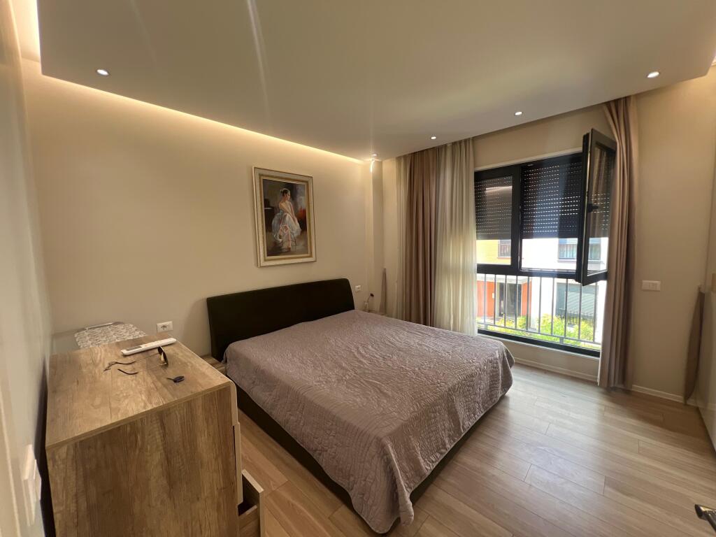 ‼️Jepet me qera Apartament 1+1 ne zonen e Liqenit te Thate ‼️