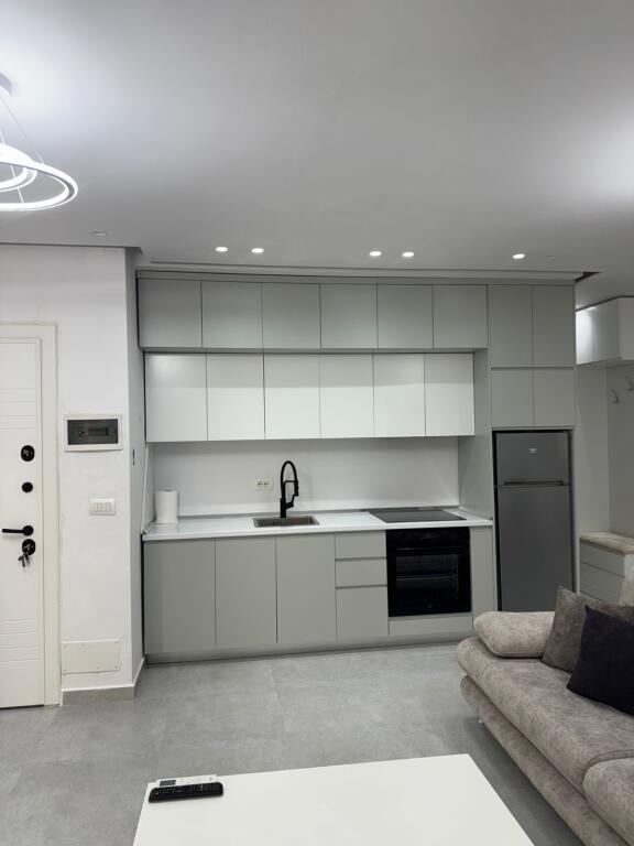 📢 For Rent – Apartment 2+1, Shkoze