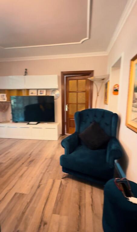 Apartament ne shitje 21 dhjetori