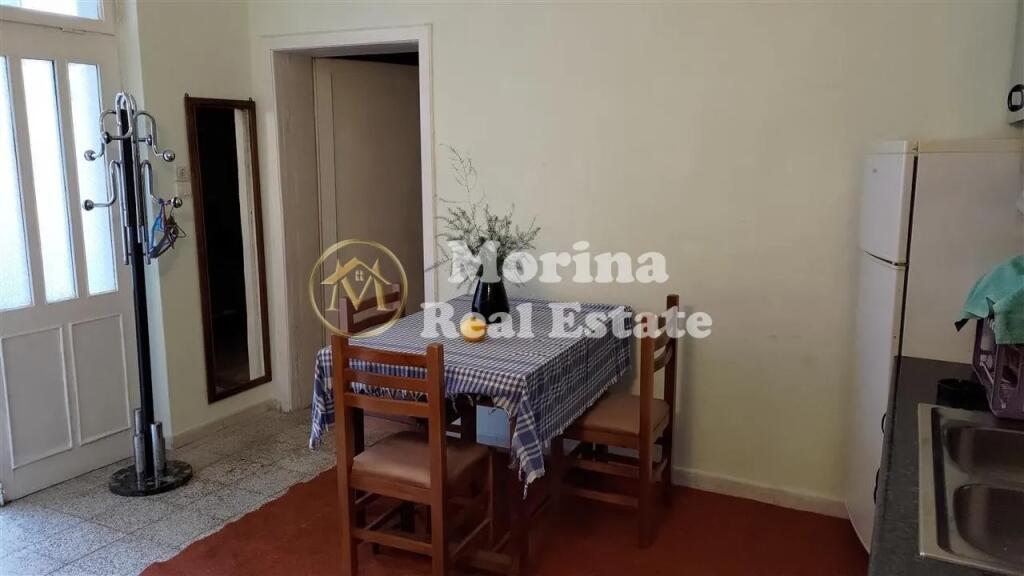 Qera,Hyrje Private, 2+1, Rruga Fortuzi, 600 euro/muaj