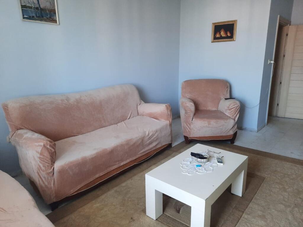 Jepet Me Qera Apartament 2+1+1 Ballkon