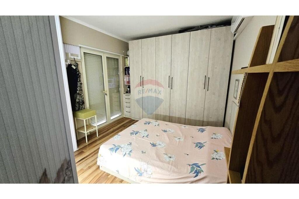 APARTAMENT 3+1+2 PER QIRA TE LIQENI I THATE