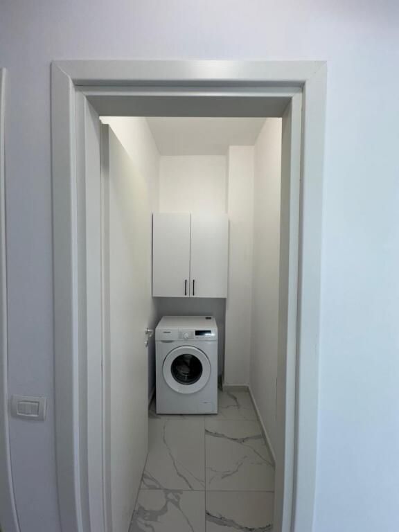 Jepet Me Qera Apartament 2+1+2 Tualete + 1 Ballkon