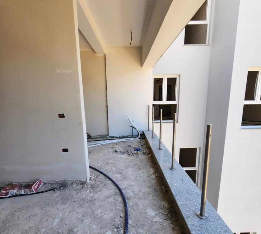 SHITET :✅️ ULTRA 🏘 Apartament  2+1+2wc &amp; 2 Ballkone + Garderobë (📍Kompleksi Kika 3 ) 💫 - Komuna Parisit 120 m² Çmimi 330K. 🧭`