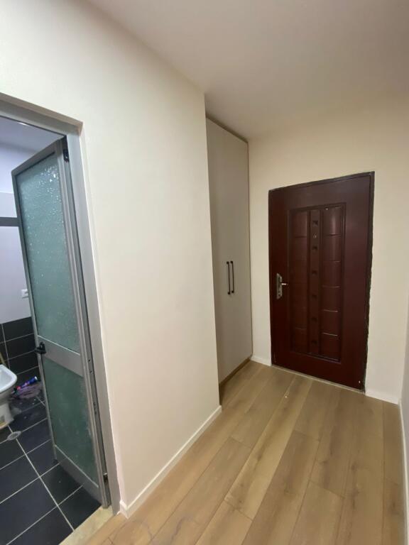 Shitet Apartament