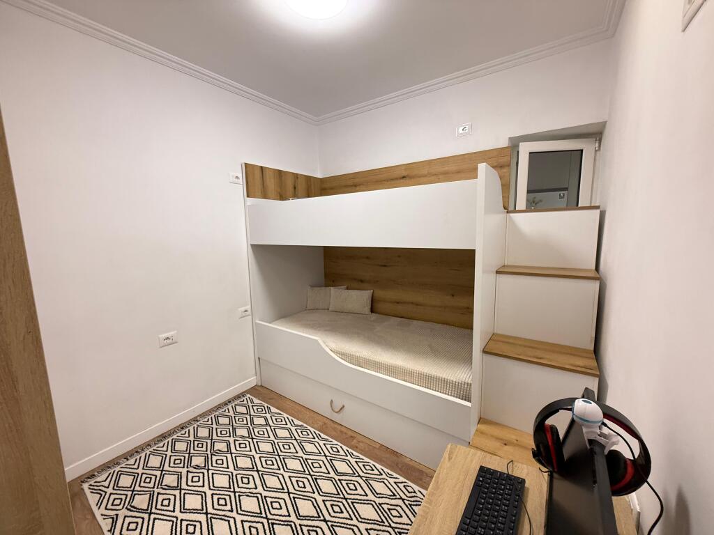 📢 In affitto – Appartamento 2+1 + Parcheggio, Via Bogdanëve