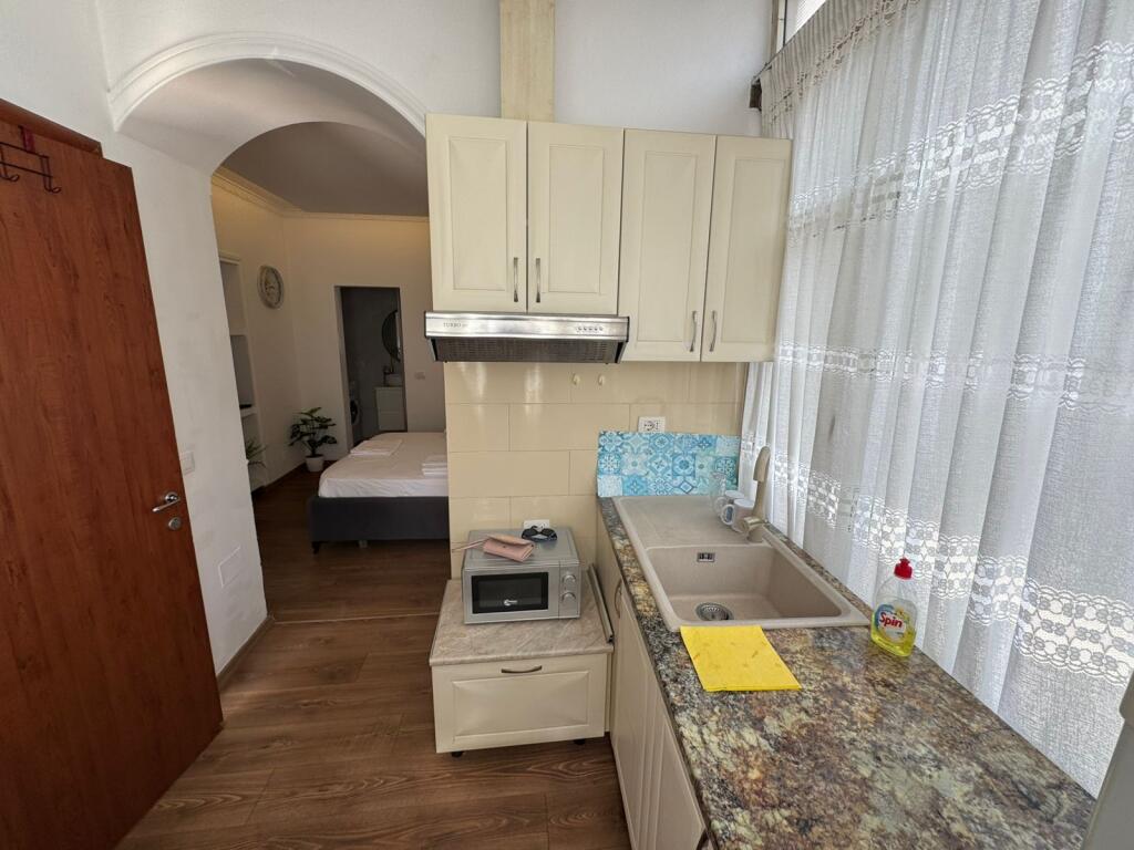STUDIO APARTMENT FOR RENT NEAR PARTIZANI HIGH SCHOOL