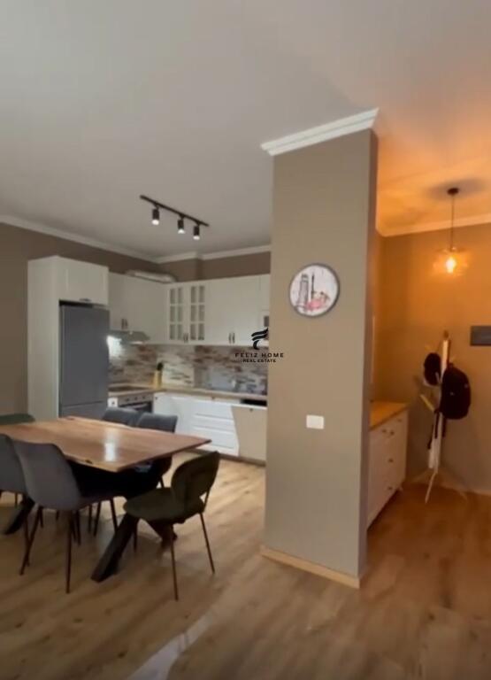 APARTAMENT ME QERA 2+1 KOPSHTI BOTANIK 1.000 EURO