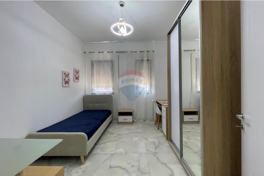 2+1 apartment for rent near Fusha e Aviacionit!