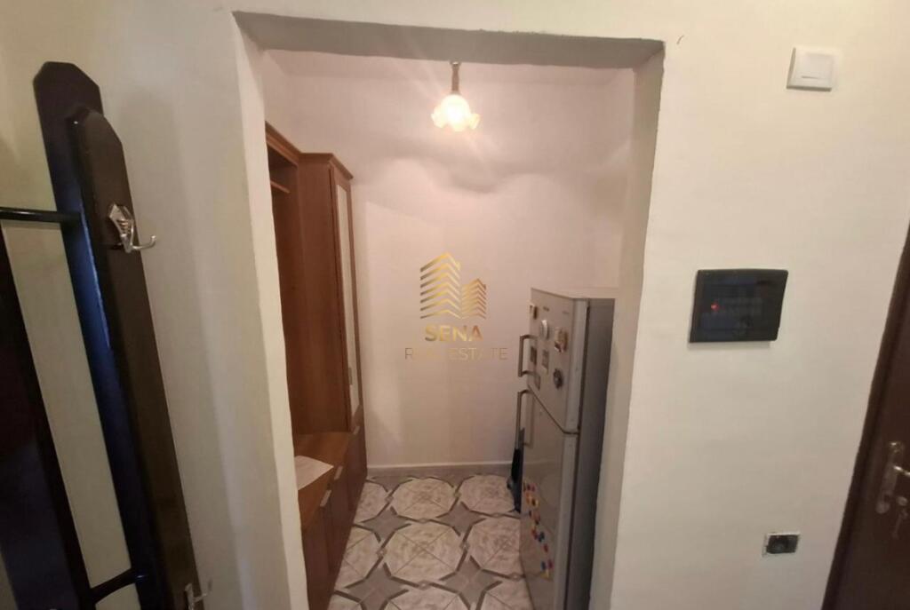 Qira, Apartament 1+1,Kinostudio, 350 Euro/Muaj