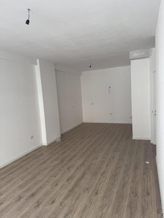 SHITET APARTAMENT 1+1 LAPRAKE 123.000 EURO