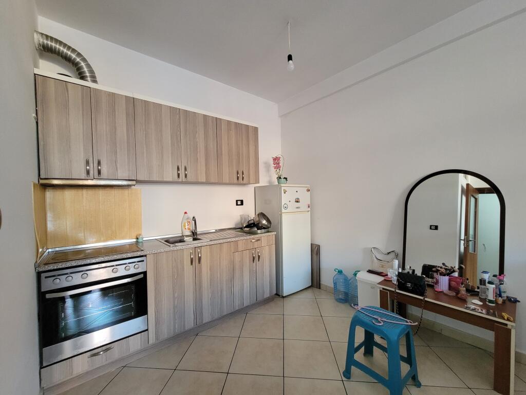 SHITET APARTAMENT 1+1 NE ASTIR