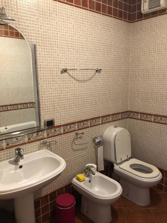 Jepet me Qira Apartament 2+1 – Zona RTSH, Tiranë