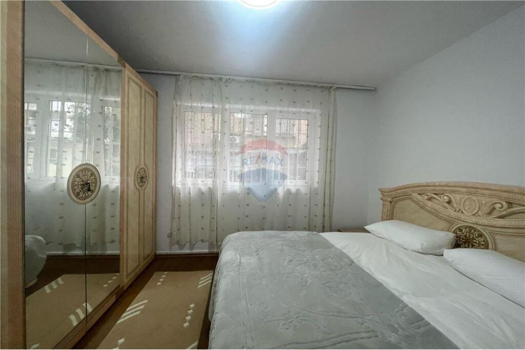 Apartament - Për Shitje - Bulevardi Zhan D'ark, Brryli, Tiranë