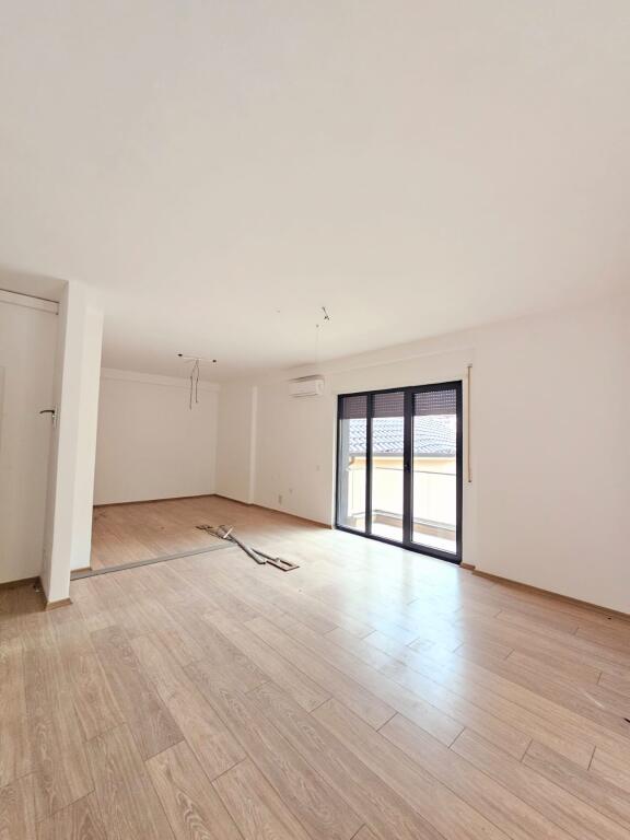 Open Space for Rent – Center (Behind the 15-Story Building), Tirana