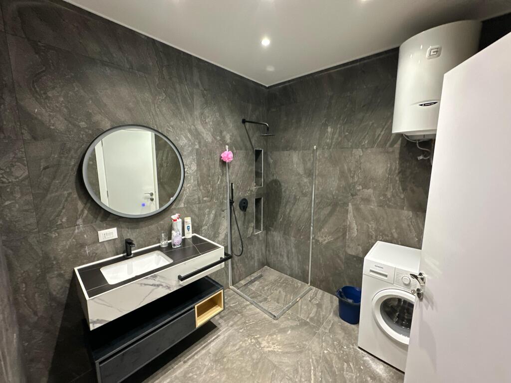 📣 RENT Apartment 2+1 📍 Pharmacy 10 , Arlis Construction ✨   🏢 New Building  🪜 4th Floor (With Elevator)  📐 Area 90 m2  🛋️ Furnished With Modern Conditions   💶 Price 800 Euro