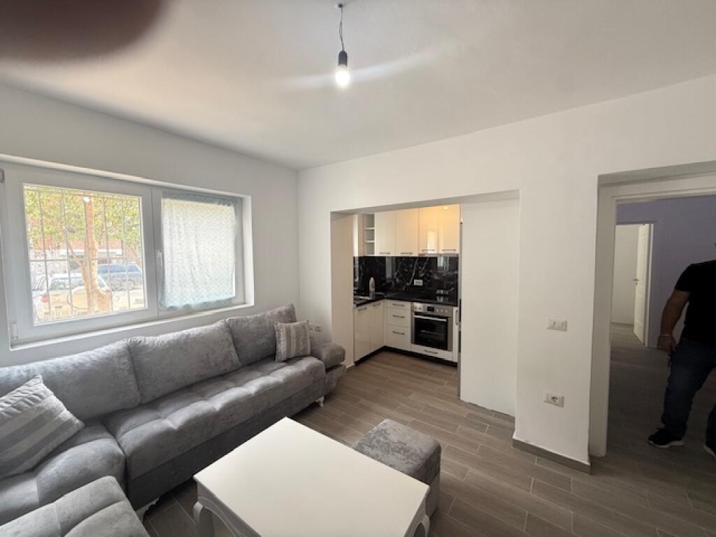 Jepet me qera Apartament 1+1 tek Varri i Bamit,prane kompleksit A.S.L