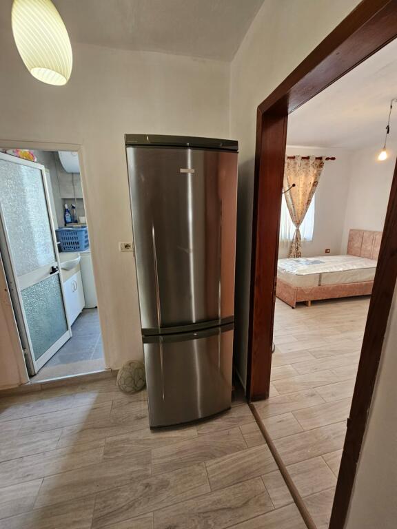 Jepet me Qira Apartament 2+1 – Ali Demi-Shkolla Kushtrimi i Liris!